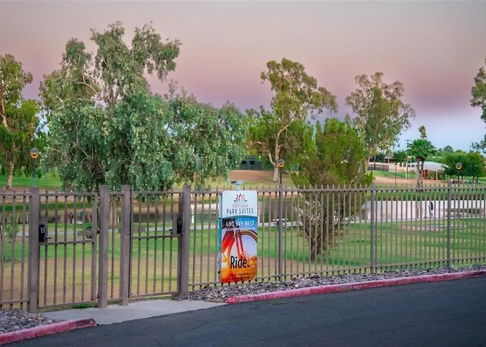 102 -fully Furnished 1br Suite-prime Location Apartment Scottsdale