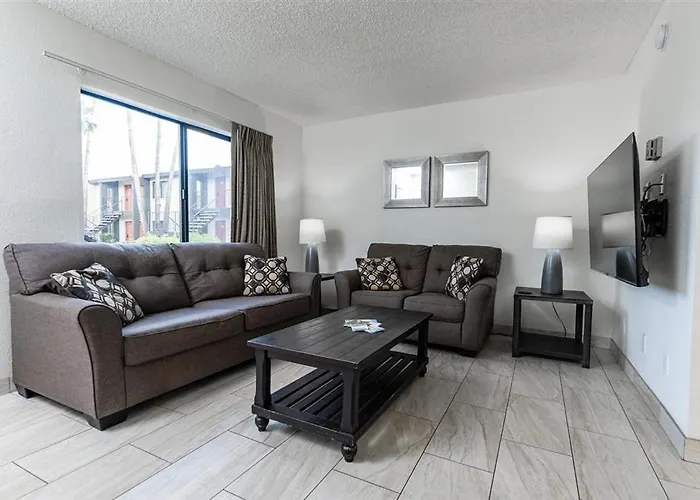 102 -fully Furnished 1br Suite-prime Location Apartment *